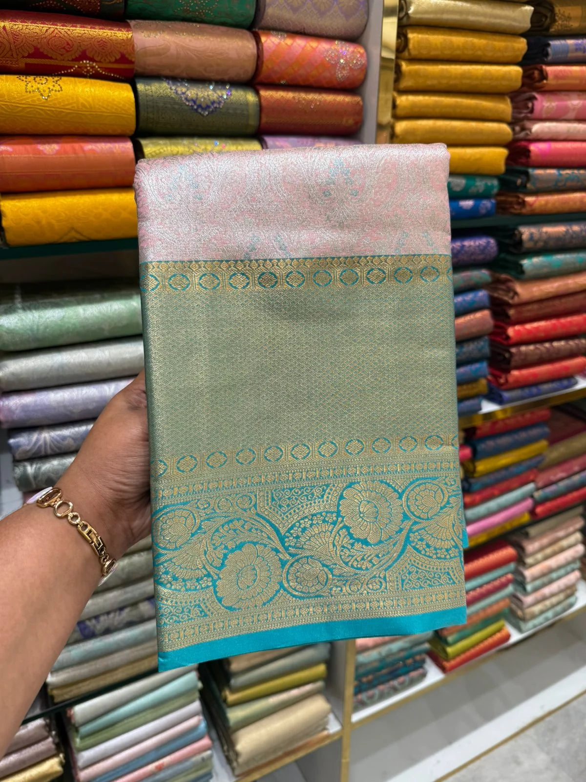 WhatsApp Image 2025-09-17 at 4.03.44 PM