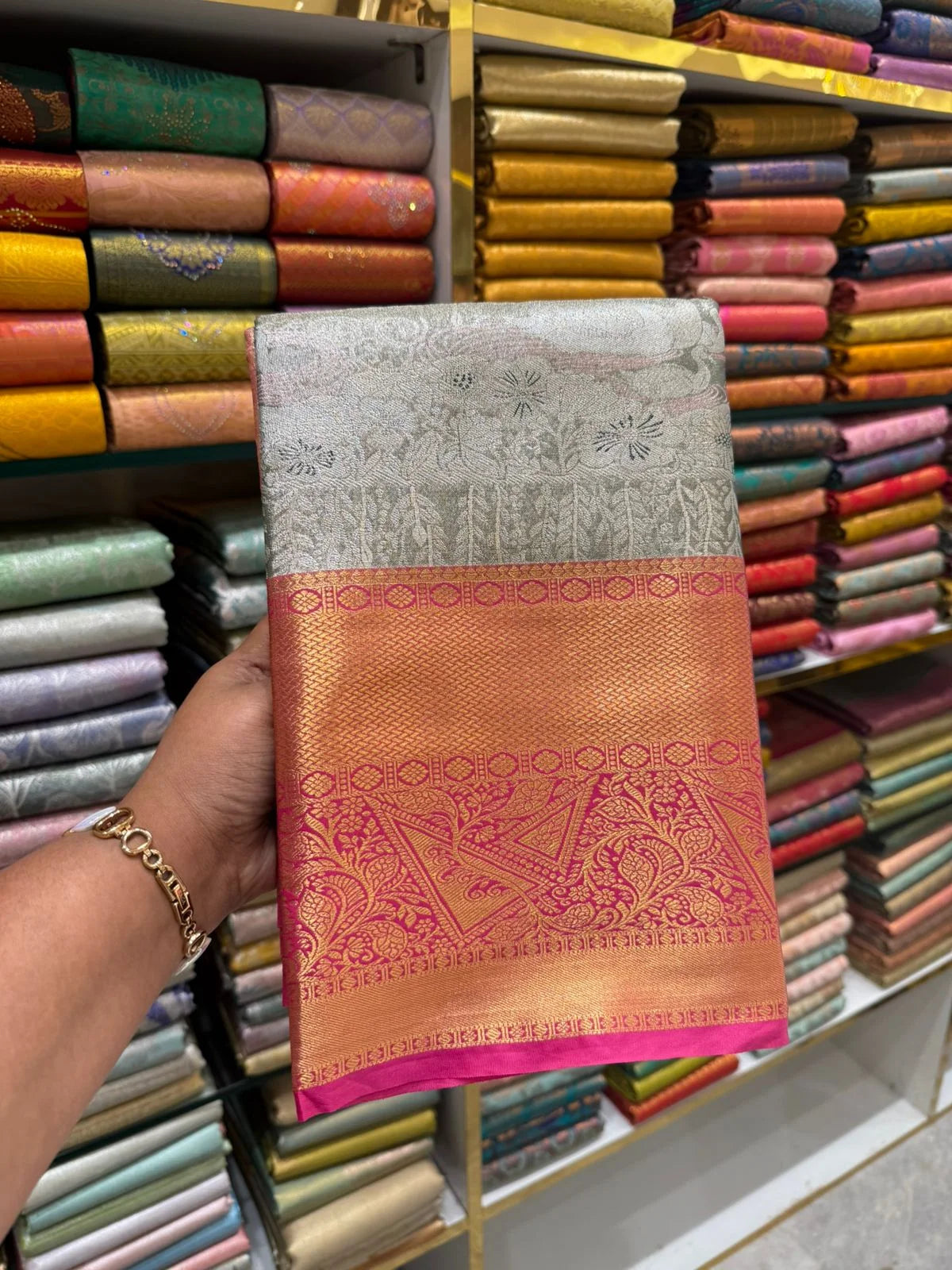 WhatsApp Image 2025-09-17 at 4.05.27 PM