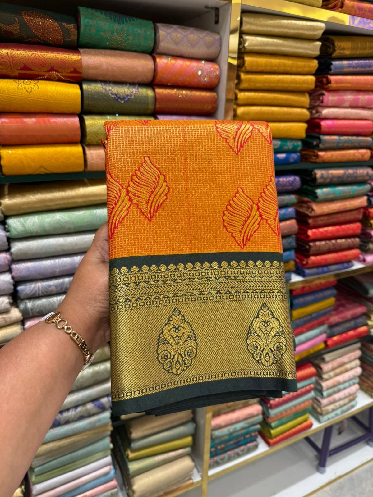 WhatsApp Image 2025-09-17 at 5.00.35 PM