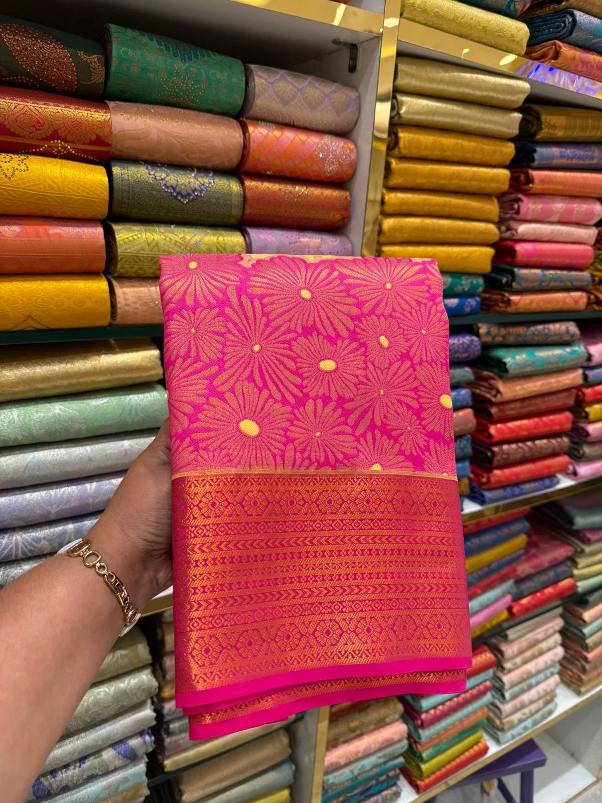 WhatsApp Image 2025-09-17 at 5.33.45 PM