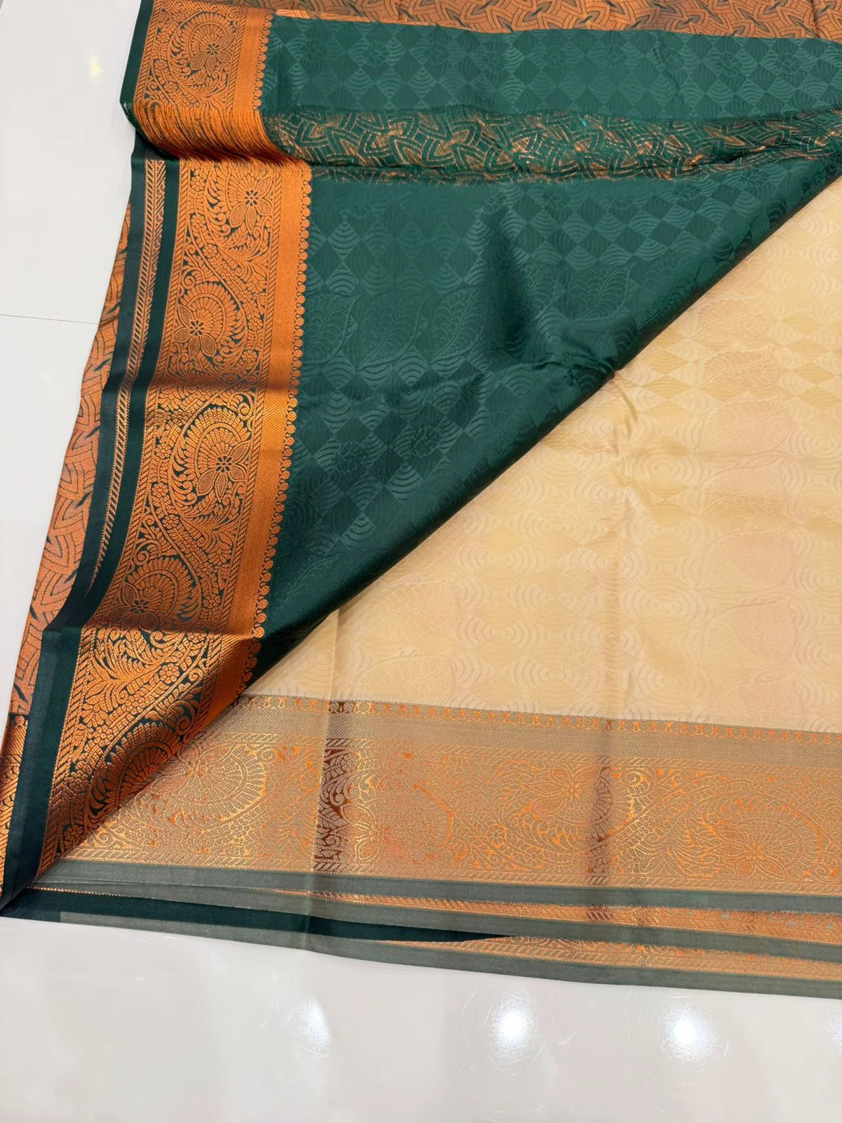 WhatsApp Image 2025-10-06 at 3.45.13 PM (2)