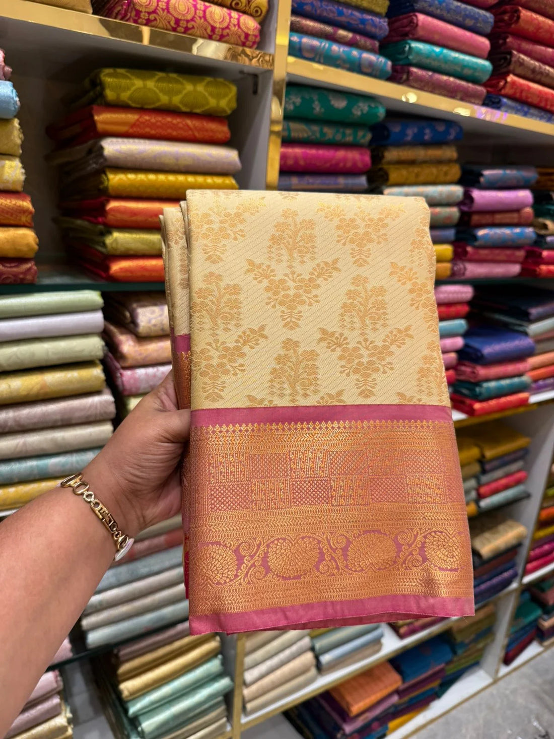 WhatsApp Image 2025-09-08 at 6.01.13 PM