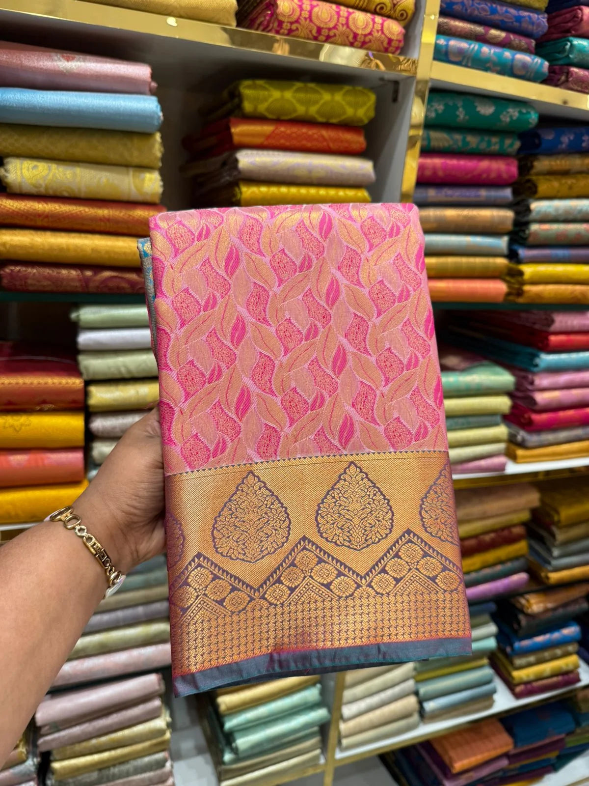 WhatsApp Image 2025-09-08 at 6.05.43 PM