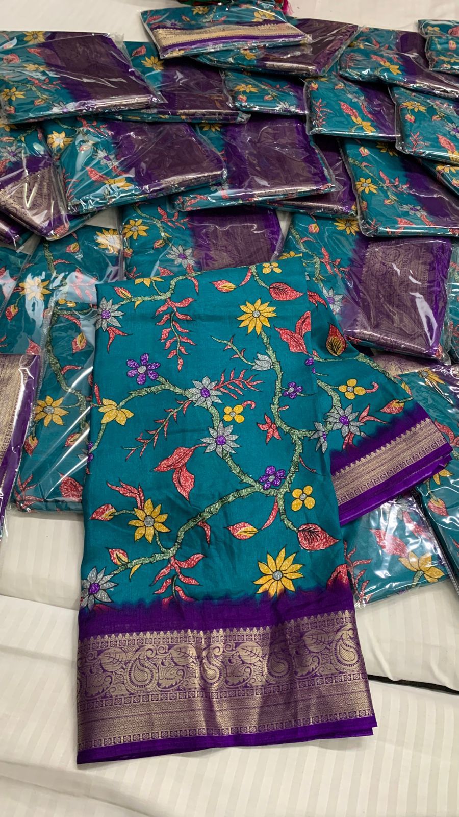 Neelambari Flora