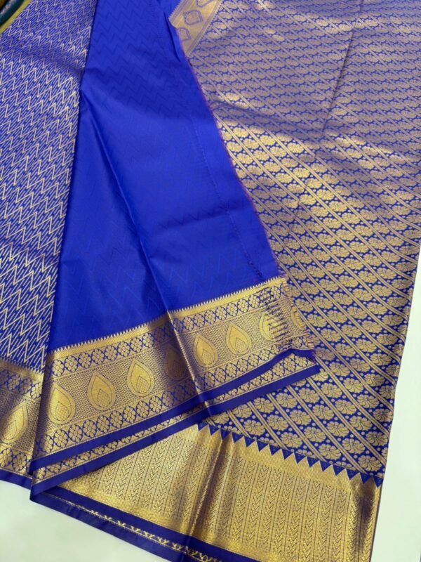 Royal Blue Kanchipuram Silk Saree with Golden Zari Border - Image 2