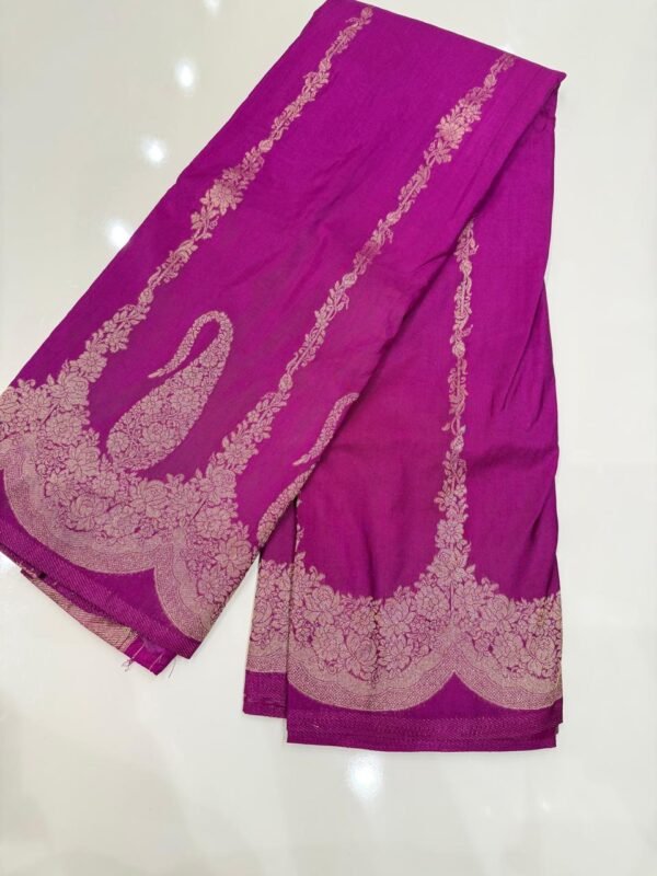 Traditional Khadi Rose Pink Saree with Rich Floral Design